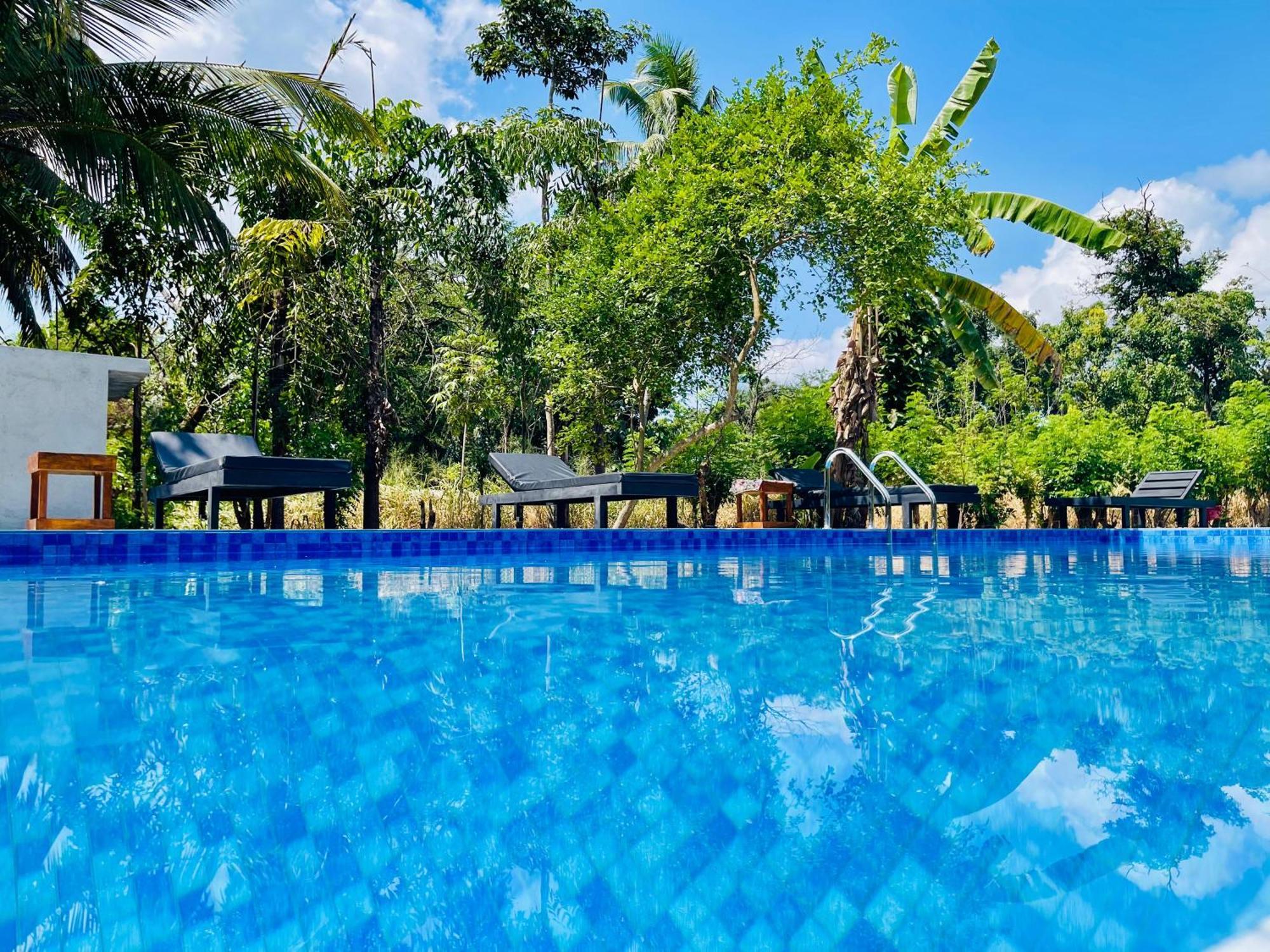 Sigiriya River Side Resort Экстерьер фото